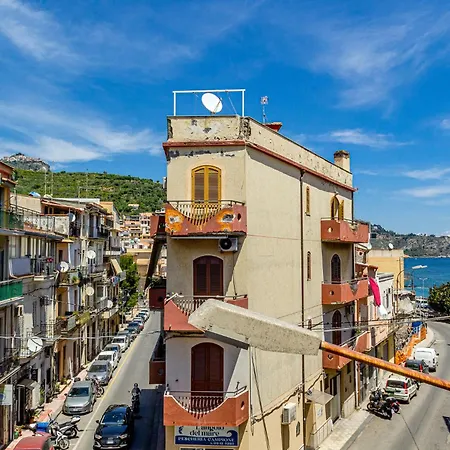 Nocleg ze śniadaniem I Barcaioli Giardini-Naxos